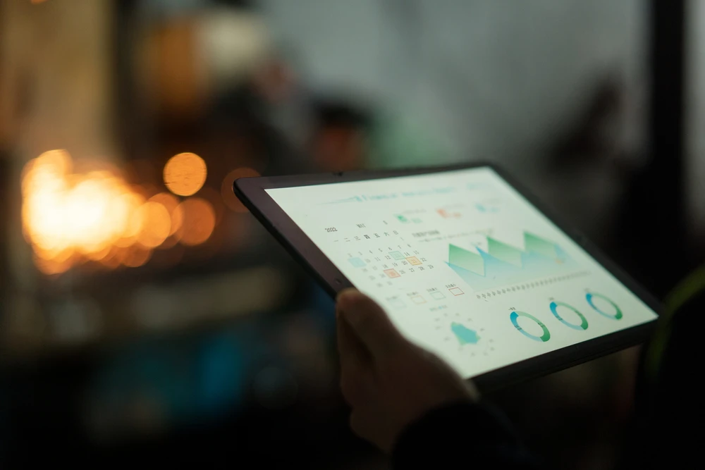 Unlocking Sales Intelligence: How Manufacturers Can Simplify Data and Compete Smarter