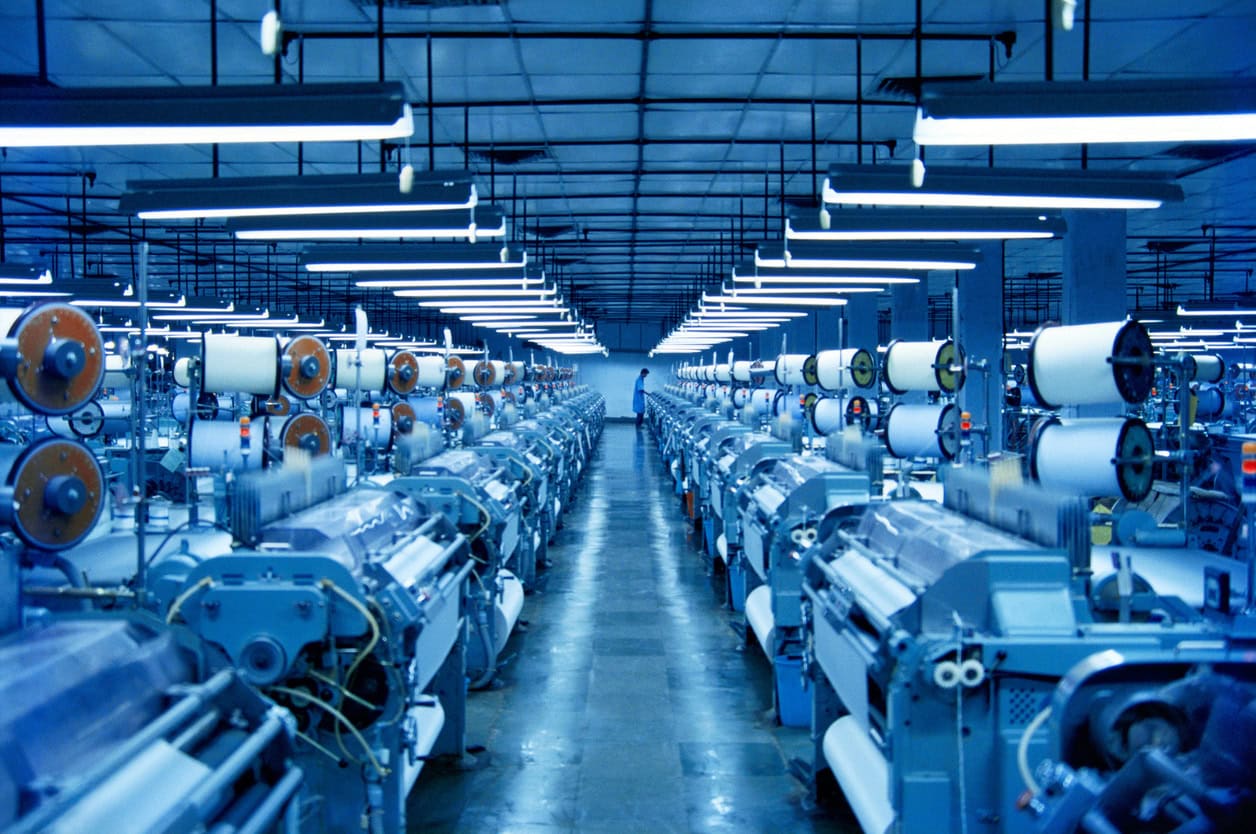 What are manufacturing leaders prioritizing for digital transformation in 2026?